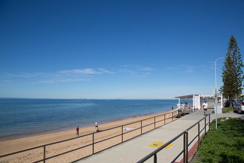 Pale Pacific Holiday Units - Accommodation Newcastle 3