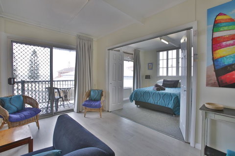 Pale Pacific Holiday Units - Accommodation Newcastle 24