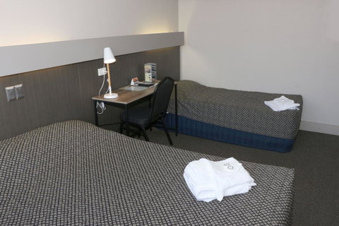 Brighton Hotel - Accommodation Newcastle 6