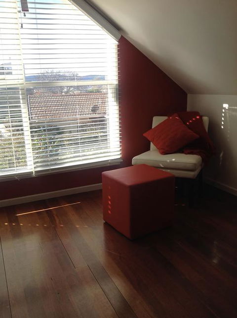 Waterloo Cottage - Accommodation Newcastle 2