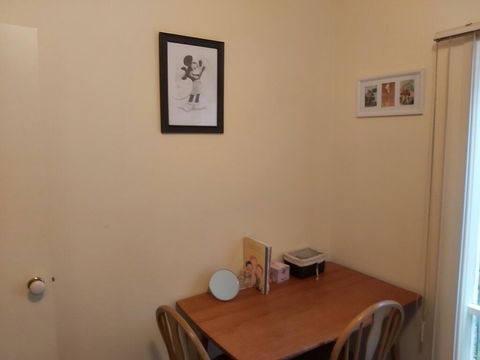 Wattle Hill Cottage - Accommodation Newcastle 2