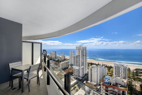 Wave Apartments Broadbeach - Accommodation Newcastle 1