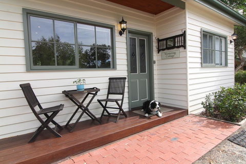 Westering Cottage - Accommodation Newcastle 3