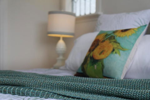 Westering Cottage - Accommodation Newcastle 2