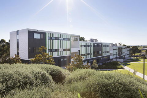 Western Sydney University Village - Campbelltown - Accommodation Newcastle 2