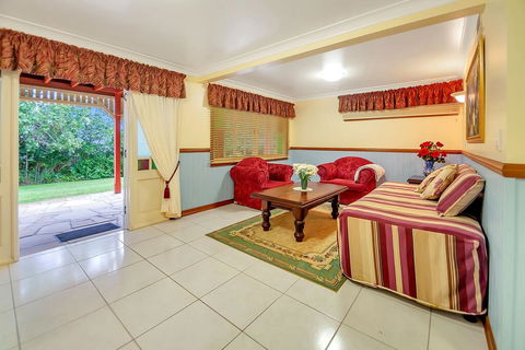 Williams Lodge - Accommodation Newcastle 3