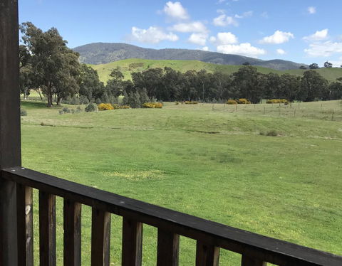 Wimmera Hills Winery - Accommodation Newcastle 1