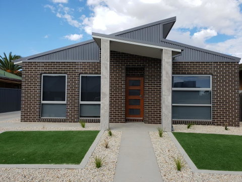 Wimmera Plains - Accommodation Newcastle 0