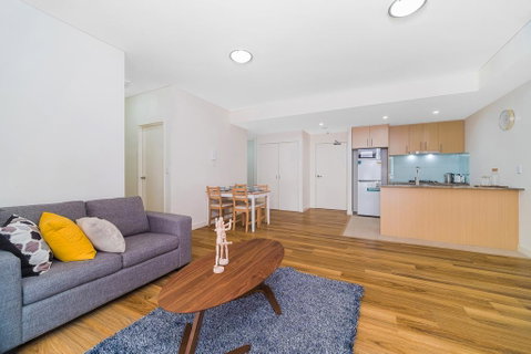 Wolli Creek Airport Serviced 2 Bedroom Apartment - Accommodation Newcastle 1