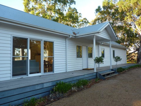 Wongara - Accommodation Newcastle 0
