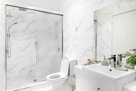 Woody Lifestyle One Bedroom Apartment - Accommodation Newcastle 1