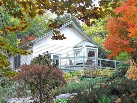 Woolrich Historic Garden Accommodation - Accommodation Newcastle 0