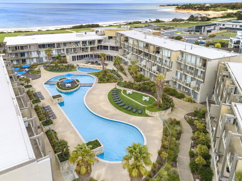 Wyndham Resort Torquay - Accommodation Newcastle 0