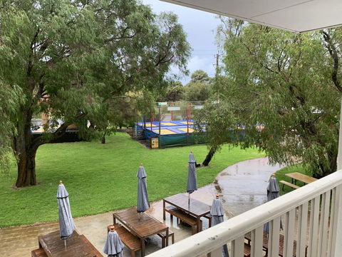 Xcape At The Cape - Accommodation Newcastle 0
