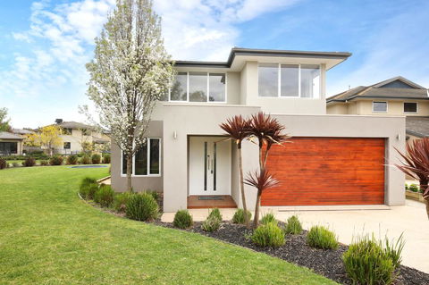 Xus Residence - Accommodation Newcastle 0