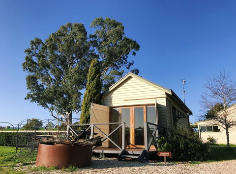 Yea Wood Duck Cabin - Accommodation Newcastle 0