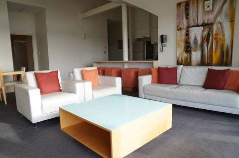 York Cove Holiday Hotel - Accommodation Newcastle 3