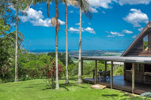 Your Luxury Escape - Cedar View - Accommodation Newcastle 0
