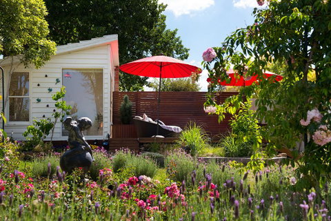 Zelman Cottage - Accommodation Newcastle 2