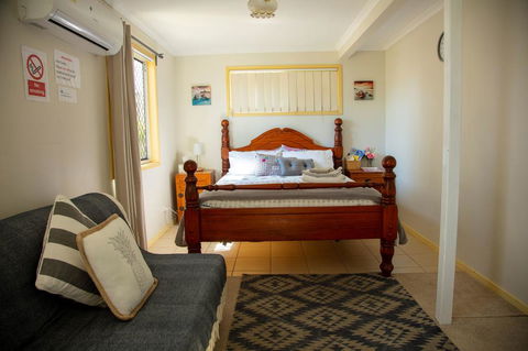 Zen Escape Guest House - Accommodation Newcastle 0