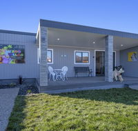 Zoo Villas  Villa Zebra - Central Wynyard - Accommodation Newcastle