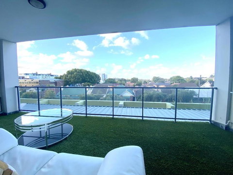 A Cozy 2B2B Apartment Near Airport & Train Station - Accommodation Newcastle 3