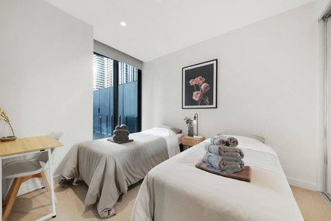 A Cosmopolitan Hub In CBD Centre - Accommodation Newcastle 3