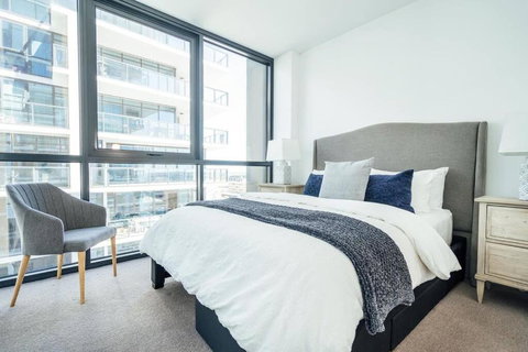 A Cut Above The West 3BR Staycation Pool Gym - Accommodation Newcastle 3