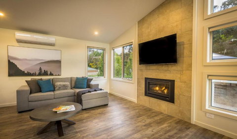 A Pear Tree Loft - Accommodation Newcastle 2