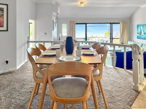 A Yachtsmans Rest Unit 3 37 Victoria Parade - Accommodation Newcastle 3