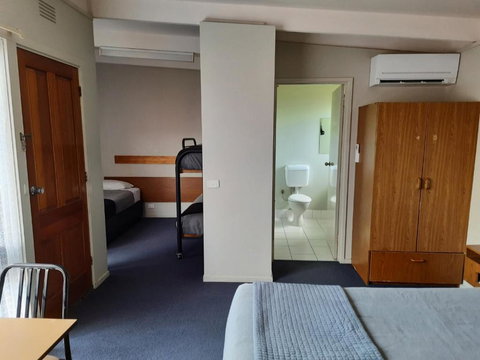 Abbotswood Motor Inn - Accommodation Newcastle 1