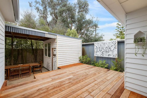 Aberdeen - Accommodation Newcastle 0