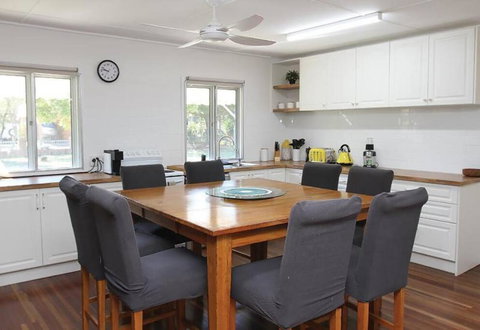 ATALLAWA - Accommodation Newcastle 4