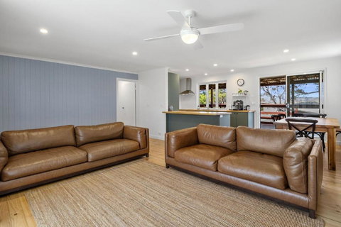 Baileys Normanville - 3 Hastings Street - Accommodation Newcastle 2