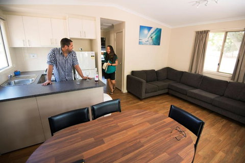 Ball Park Caravan Park - Accommodation Newcastle 0