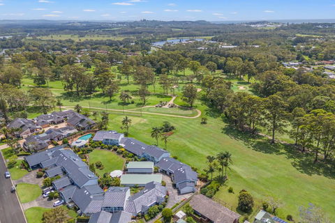 Ballina Golf Unit - Accommodation Newcastle 0