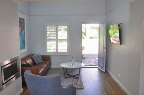 Balneaire 13 - Accommodation Newcastle 3