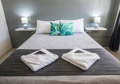 Banjo Paterson Motor Inn - Accommodation Newcastle 0