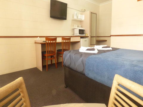 Banjo Paterson Motor Inn - Accommodation Newcastle 2