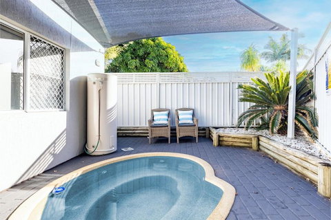Banksia At Fingal 1 92 Rocky Point Rd Aircon Spa And Wi Fi - Accommodation Newcastle 2