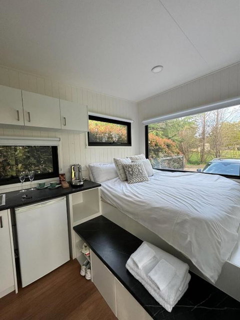Bantry Tiny Home - Accommodation Newcastle 0