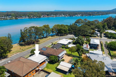 Banyandah - Accommodation Newcastle 1