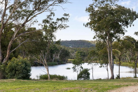 Banyandah - Accommodation Newcastle 0