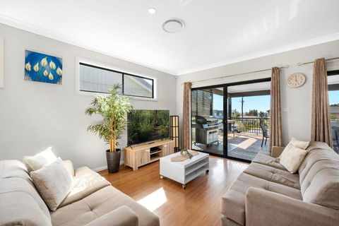 Bay Breeze - Belle Escapes Jervis Bay - Accommodation Newcastle 4
