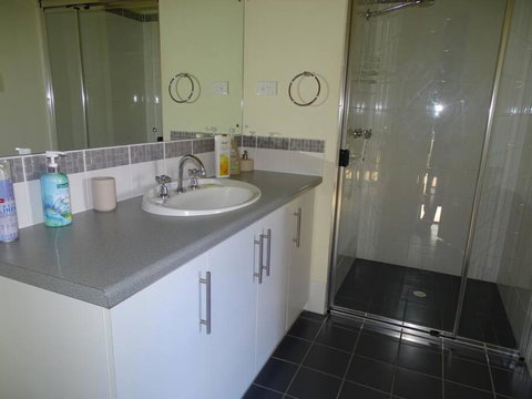 Baydream - Accommodation Newcastle 1