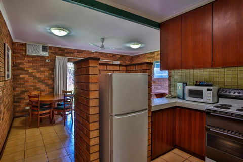 Bayside Holiday Apartments - Accommodation Newcastle 2