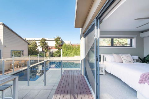 Bayview Bliss - Gas Heated Spa And Solar Heated Pool - Accommodation Newcastle 1
