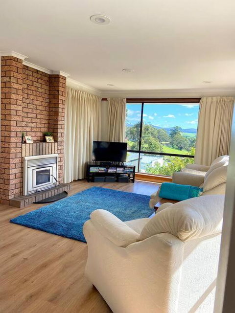 Baywatch St Helens 3 Bed 2 Bathrooms With Views - Accommodation Newcastle 3