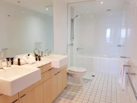 Blue C Coolangatta - Accommodation Newcastle 10