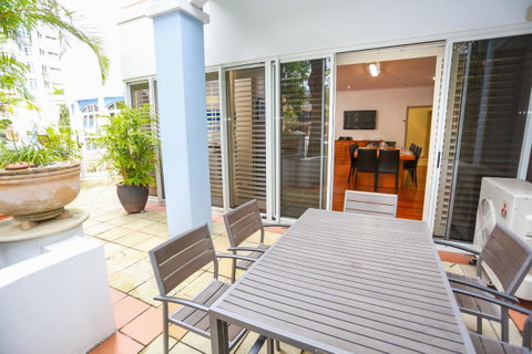 Bel Air On Broadbeach - Official - Accommodation Newcastle 9